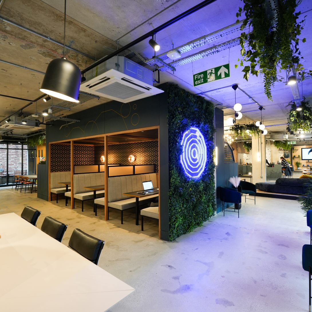 Colony One Silk St  Private Office Product Image